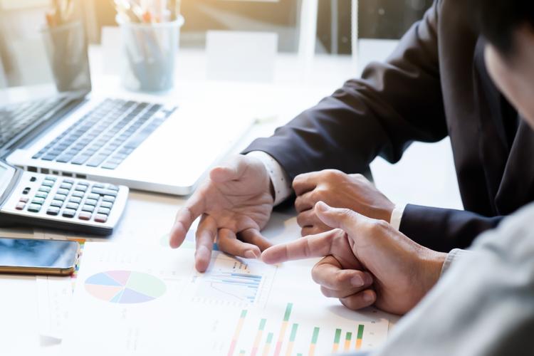 Why Delhi Startups Are Choosing Virtual CFO Services Over Full-Time CFOs