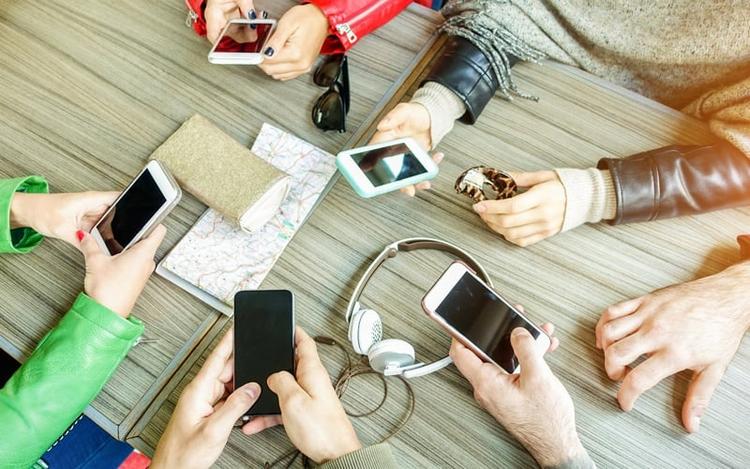 How Automation Consultants Stay Ahead of Technological Changes